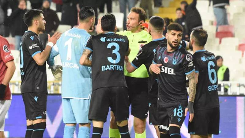 Trabzonspor Da Son Sezonun En K T D Nemi Son Haftada Ma Lubiyet