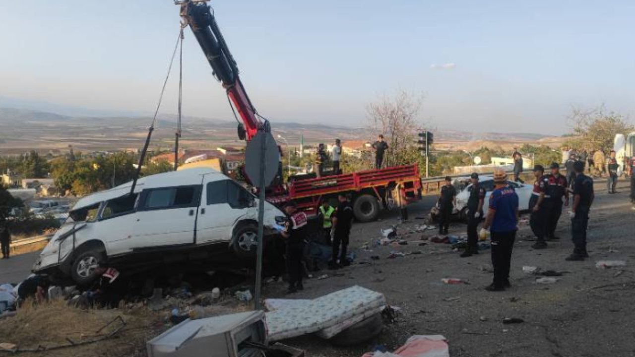 Gaziantep Te Freni Patlayan Kamyon Araca Arpt Ki I Hayat N