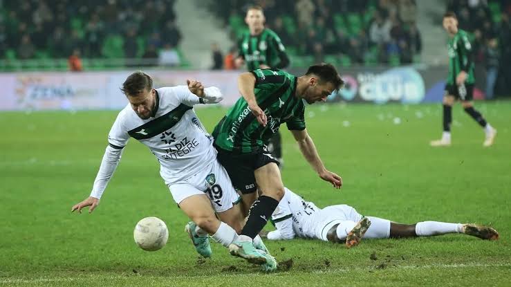 Sakaryaspor Süper Lig için play off finalinde rakibine hazırlanıyor