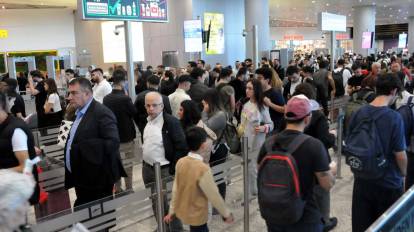 İstanbul Havaalanı nda bayram yoğunluğu başladı