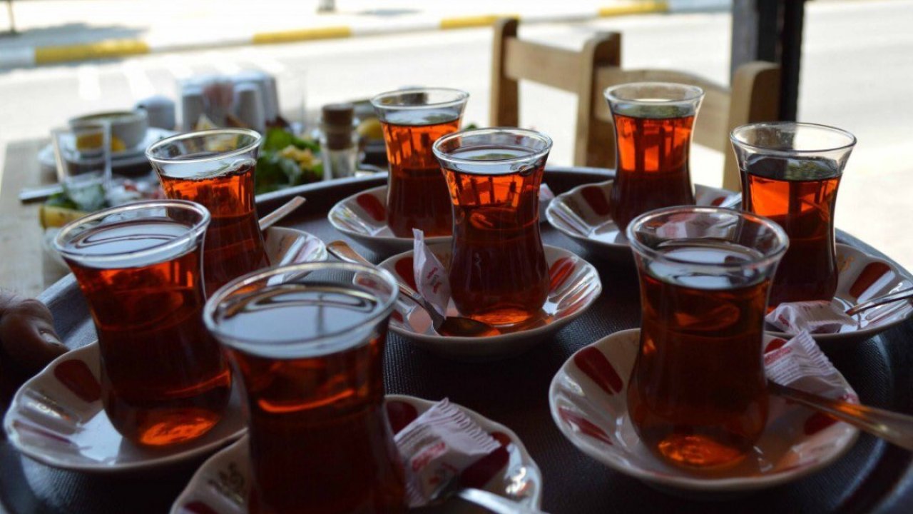 Бардак по турецки. Бардак стакан для чая. Бардак чай. Турецкий чай бардак. Азербайджанский чай.