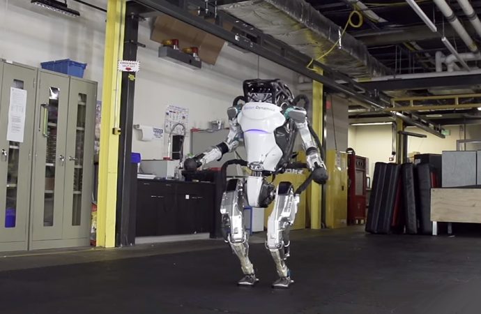 Как boston dynamics создавала робота atlas как устроен самый крутой робот в мире