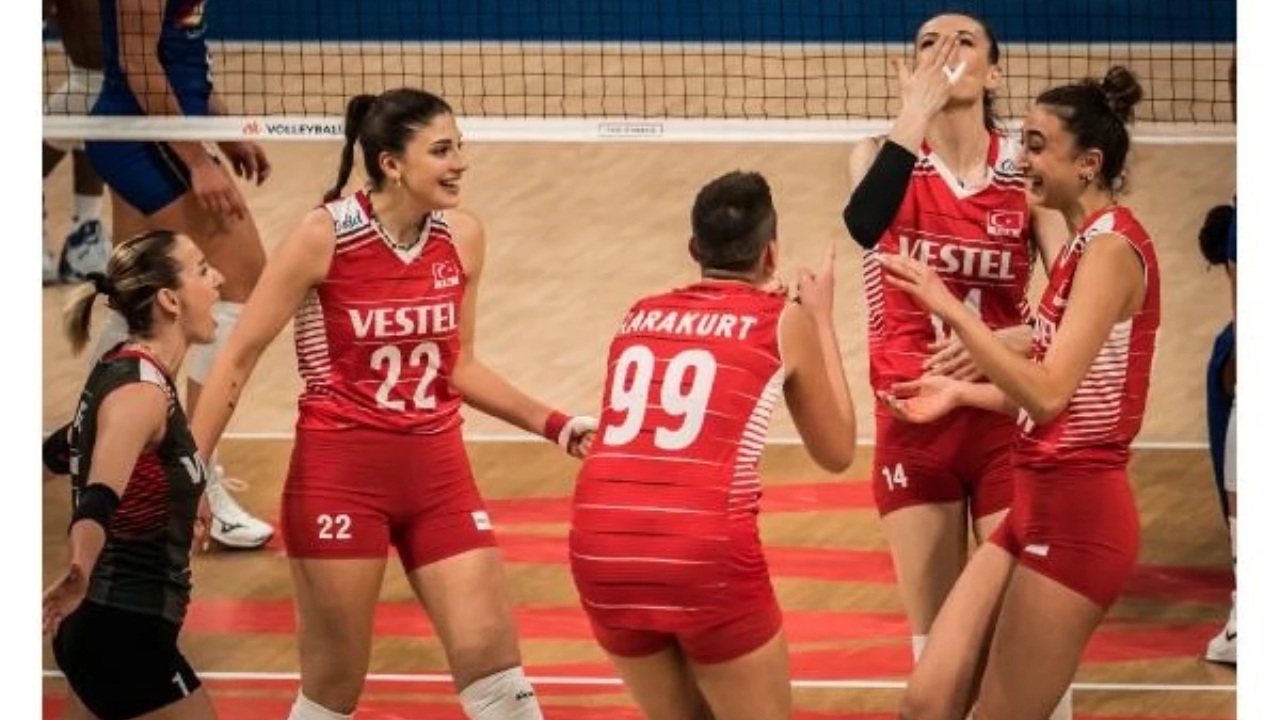 Çıplak Italyan Voleybol Takımı