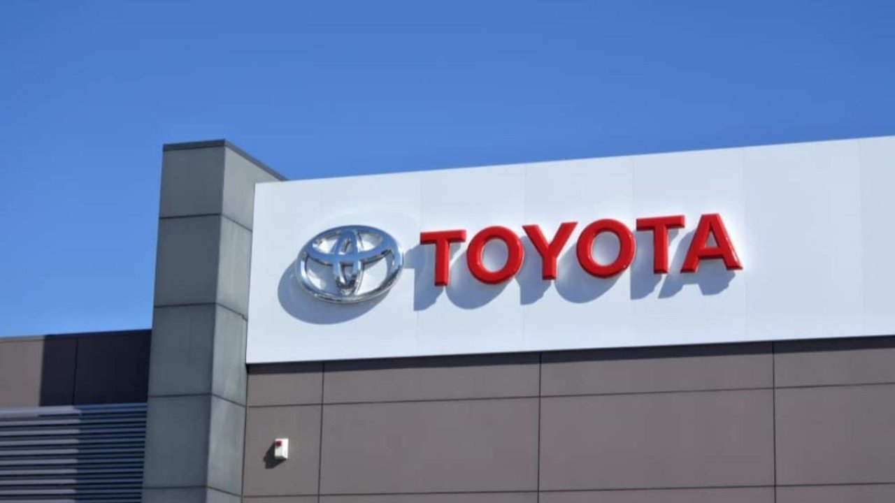 Toyota'da yeni bir çağ başlıyor: Efsanevi model veda ediyor!
