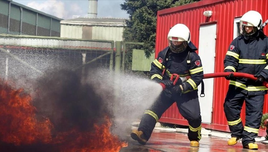 Balıkesir'de Ev Yangınında 90 Yaşındaki Kişi Yaşamını Yitirdi