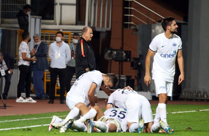 Kasımpaşa, Galatasaray'ı 1-0 mağlup etti