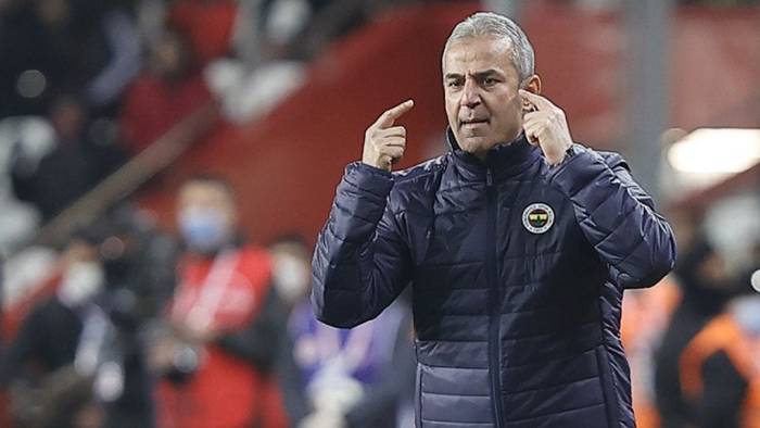 Fenerbahçe'de ibre İsmail Kartal'a döndü