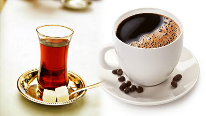 Kahve ve çayın yanında bu yiyecekleri sakın tüketmeyin! Obezite ve mide sorunlarına yol açıyor